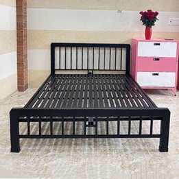 Giường sắt hộp 1m8x2m kiểu đơn giản giá rẻ